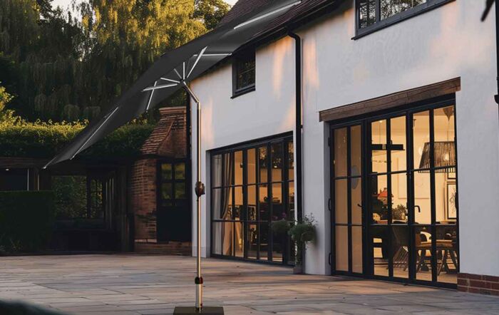 Platinum Glow Defender 3m Round Anthracite Centre Pole Parasol Platinum Glow Defender 3m Round Anthracite Centre Pole Parasol
