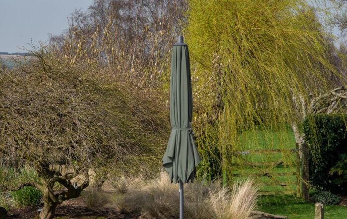 Platinum Riva Round 3mt Olive Parasol And 25kg Black Base