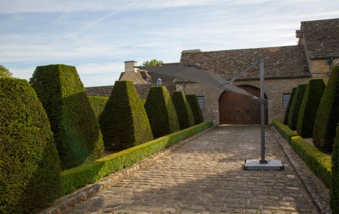 Bramblecrest Chichester 3M Square Handle - Includes Granite Base and Free Cover